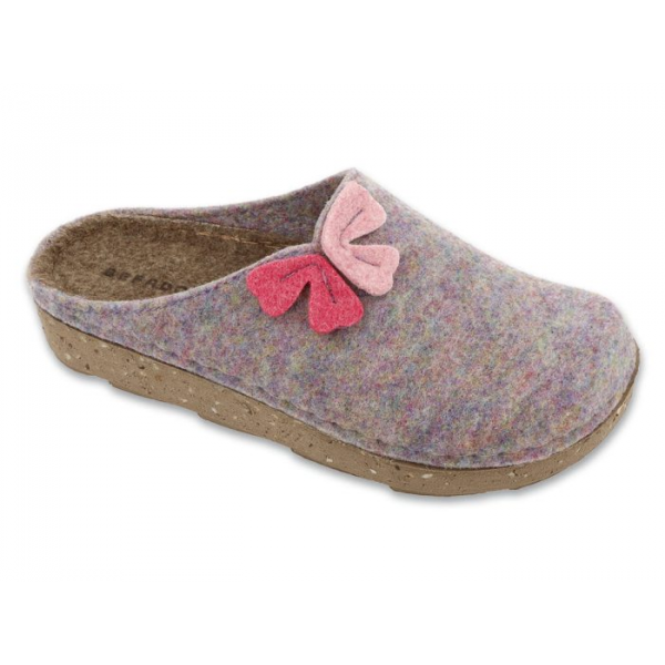 Obuwie damskie - klapki...